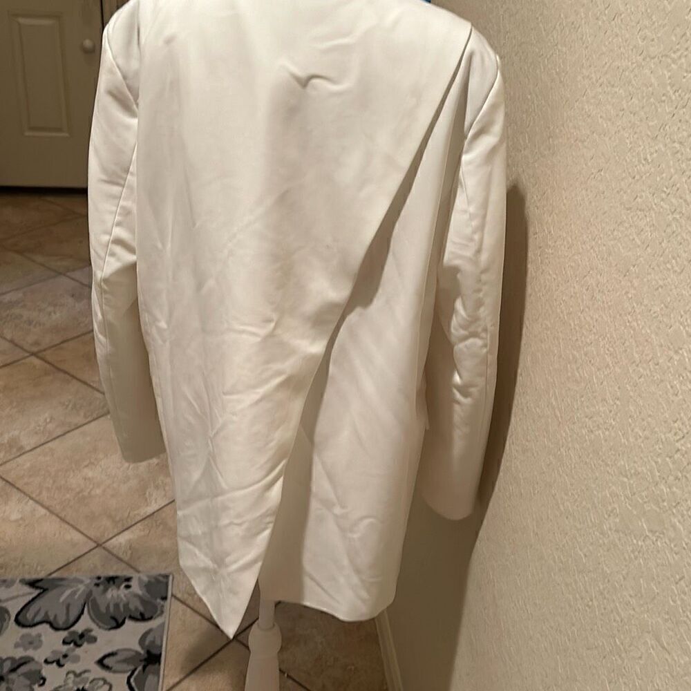 Bardot Women's M Relaxed Oversized Blazer Jacket Cream White Long Minimalist New - Picture 5 of 10